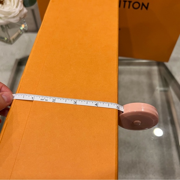 Louis Vuitton Magnetic Gift Box Set - Picture 12 of 12